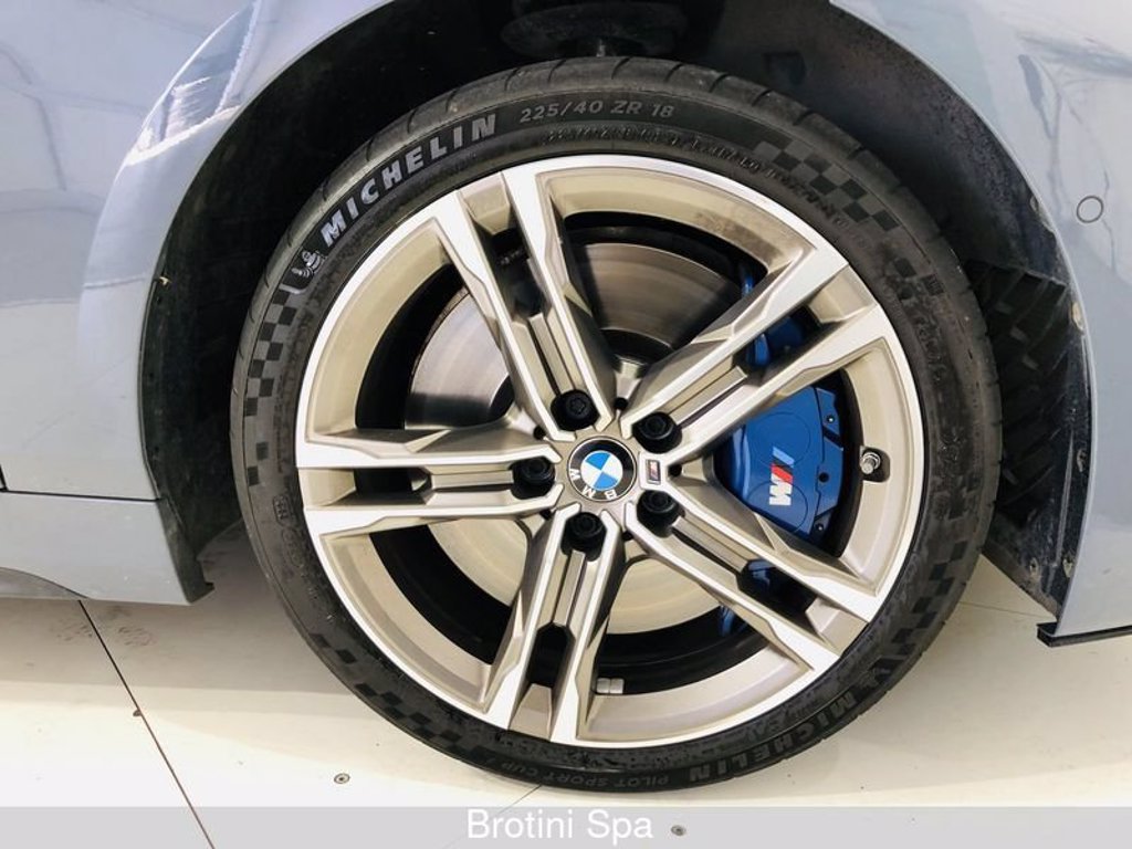 BMW Serie 1 M 135i xDrive Colorvision Edition 8