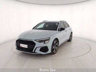 AUDI A3 SPB 40 TDI quattro S tr. Identity Black