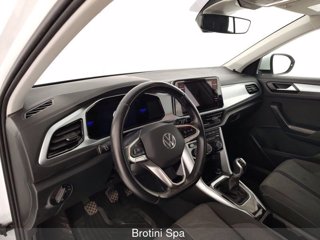 VOLKSWAGEN T-Roc 1.0 TSI Life 7