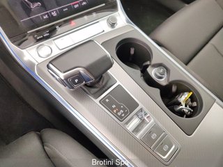 AUDI A6 Avant 40 2.0 TDI S tronic Business Sport 17