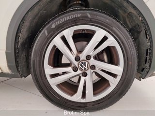 VOLKSWAGEN T-Roc 2.0 TDI SCR R-Line 5