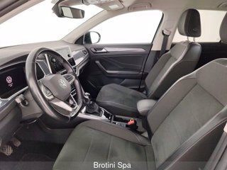 VOLKSWAGEN T-Roc 1.0 TSI Style BlueMotion Technology 6
