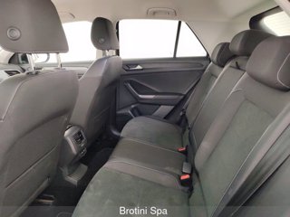 VOLKSWAGEN T-Roc 1.0 TSI Style BlueMotion Technology 9