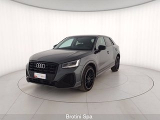 AUDI Q2 35 TFSI S tronic Identity Black