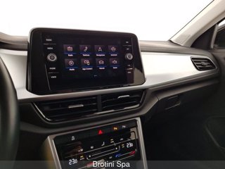 VOLKSWAGEN T-Roc 1.0 TSI Life 11