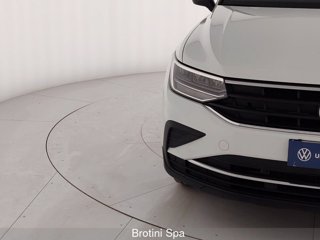 VOLKSWAGEN Tiguan 1.5 TSI ACT Life 4