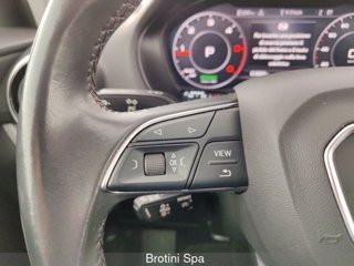 AUDI Q2 35 TDI quattro S tronic Admired 13