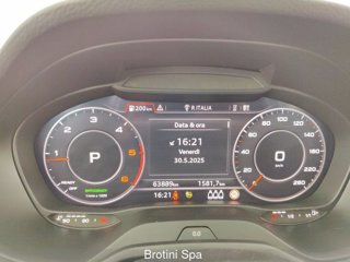 AUDI Q2 35 TDI quattro S tronic Admired 14