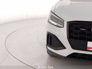 AUDI Q2 35 TDI quattro S tronic Admired 4