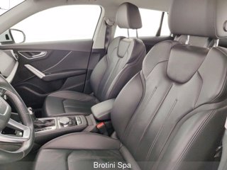 AUDI Q2 35 TDI quattro S tronic Admired 8