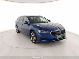 SKODA Superb 2.0 TDI DSG Wagon Style 3