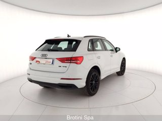 AUDI Q3 35 TFSI Business Advanced 2