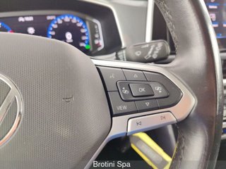 VOLKSWAGEN T-Roc 1.0 TSI Style 12