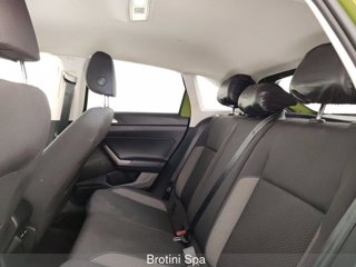 VOLKSWAGEN Taigo 1.0 TSI Life 8