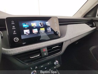 SKODA Kamiq 1.0 TSI Selection 11