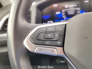 VOLKSWAGEN T-Roc 1.0 TSI Life 13