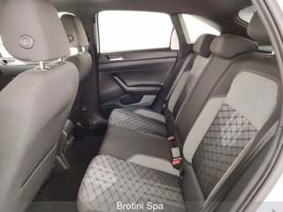 VOLKSWAGEN Taigo 1.0 TSI 115 CV DSG R-Line 9