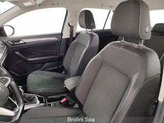 VOLKSWAGEN T-Roc 1.5 TSI ACT DSG Style 8