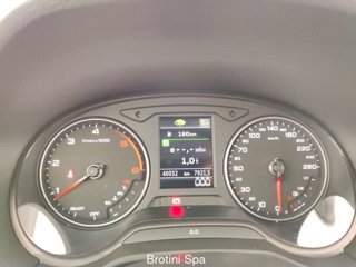 AUDI Q2 30 TDI Admired Advanded 14