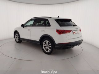 AUDI Q3 45 TFSI e S tronic S line edition