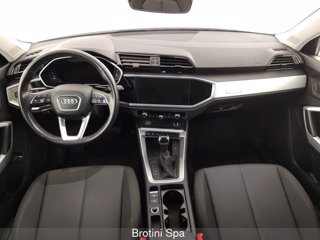 AUDI Q3 45 TFSI e S tronic S line edition 11