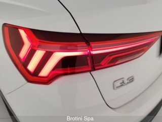 AUDI Q3 45 TFSI e S tronic S line edition 16