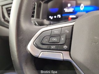 VOLKSWAGEN Polo 1.0 TSI Life 11