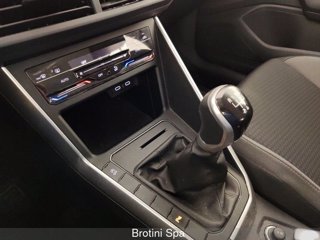 VOLKSWAGEN Polo 1.0 TSI Life 9