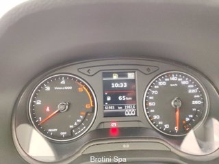 AUDI Q2 30 TDI Admired 14