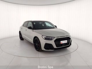 AUDI A1 SPB 40 TFSI S tronic Identity Black 3