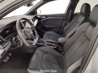 AUDI A1 SPB 40 TFSI S tronic Identity Black 6