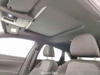 VOLKSWAGEN Taigo 1.0 TSI 110 CV R-Line 9