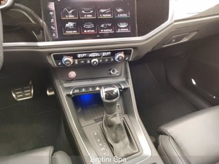 AUDI Q3 RS Q3 quattro S tronic 12