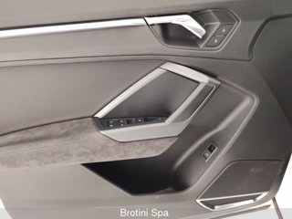 AUDI Q3 RS Q3 quattro S tronic 7