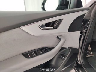 AUDI Q8 55 TFSI e quattro tiptronic S-Line Sport 10