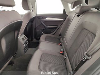 AUDI Q5 SPB 40 TDI quattro S tronic Business Advanced 8