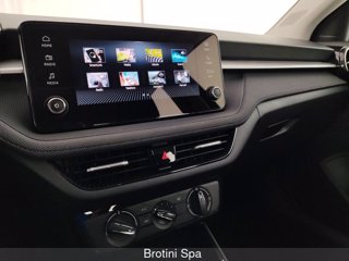 SKODA Fabia 1.0 MPI 80 CV Young Edition 11