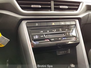 VOLKSWAGEN T-Roc 1.5 TSI ACT Style 11