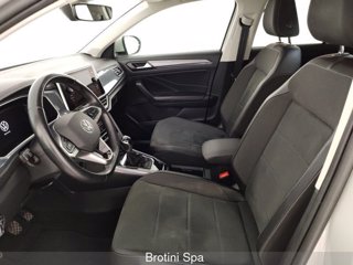VOLKSWAGEN T-Roc 1.5 TSI ACT Style 6