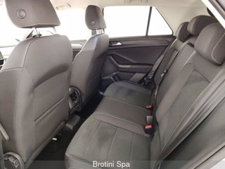 VOLKSWAGEN T-Roc 1.5 TSI ACT Style 9