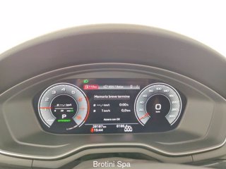 AUDI A4 Avant 40 TFSI quattro S tronic S line edition 14