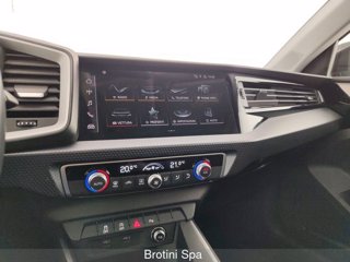 AUDI A1 SPB 30 TFSI Identity Black 11