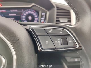 AUDI A1 SPB 30 TFSI Identity Black 12