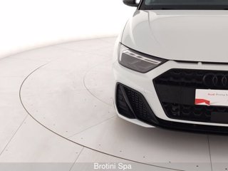 AUDI A1 SPB 30 TFSI Identity Black 4