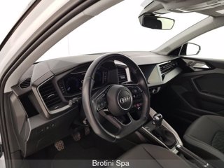 AUDI A1 SPB 30 TFSI Identity Black 7