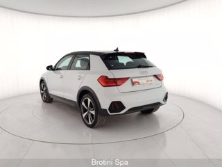 AUDI A1 SPB 30 TFSI  Identity Black 1