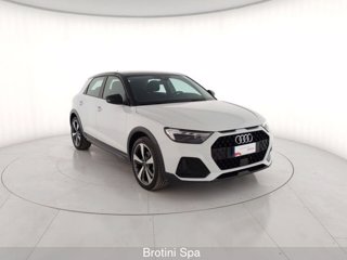 AUDI A1 SPB 30 TFSI  Identity Black 3