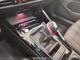 VOLKSWAGEN Golf 2.0 TSI GTI MT Ultimate 90/110 10