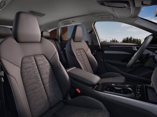 AUDI A6 Avant TDI 150 kW S tronic S line edition 6