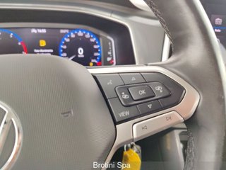 VOLKSWAGEN T-Roc 1.0 TSI Style 12